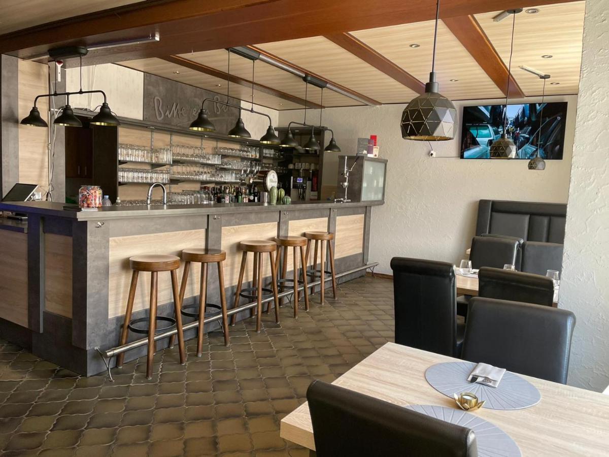 Hotel Roma Merzig Luaran gambar